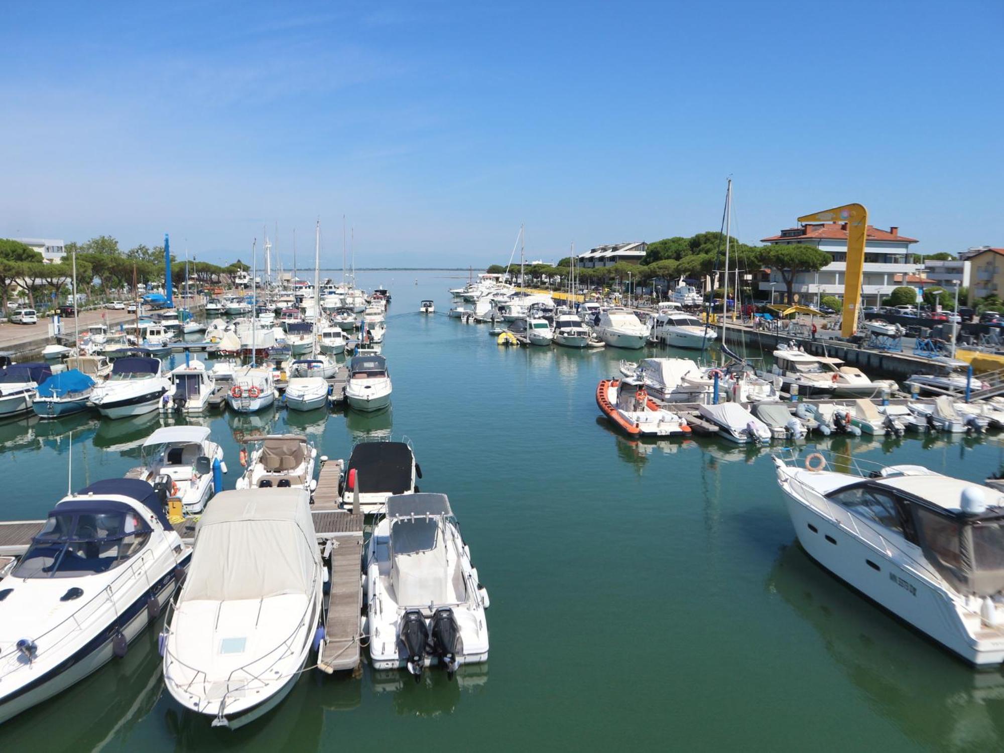 Apartamento Patrizia Lignano Sabbiadoro Exterior foto