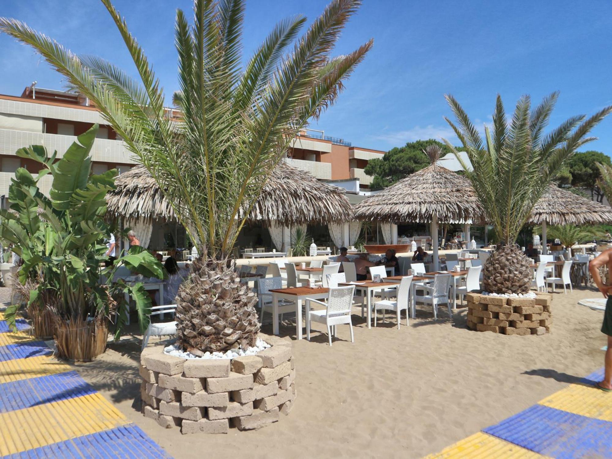 Apartamento Patrizia Lignano Sabbiadoro Exterior foto