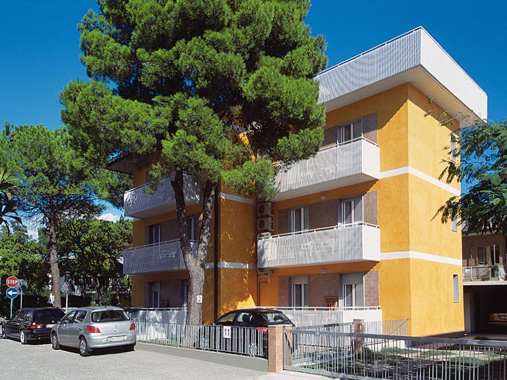 Apartamento Patrizia Lignano Sabbiadoro Exterior foto